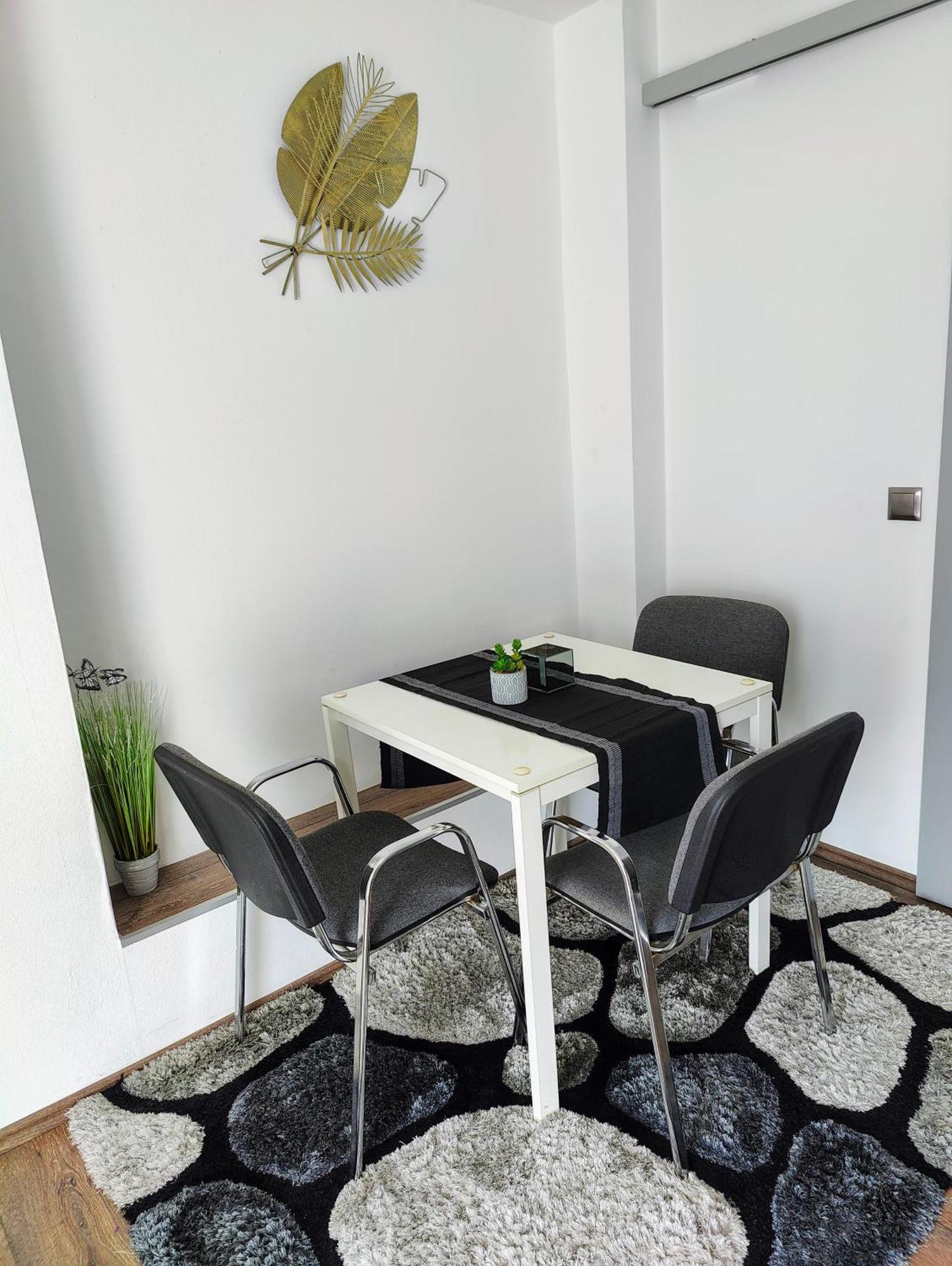 Modern Cozy Apartment, Green Neighborhood, Good Connectivity Дуйсбург Экстерьер фото